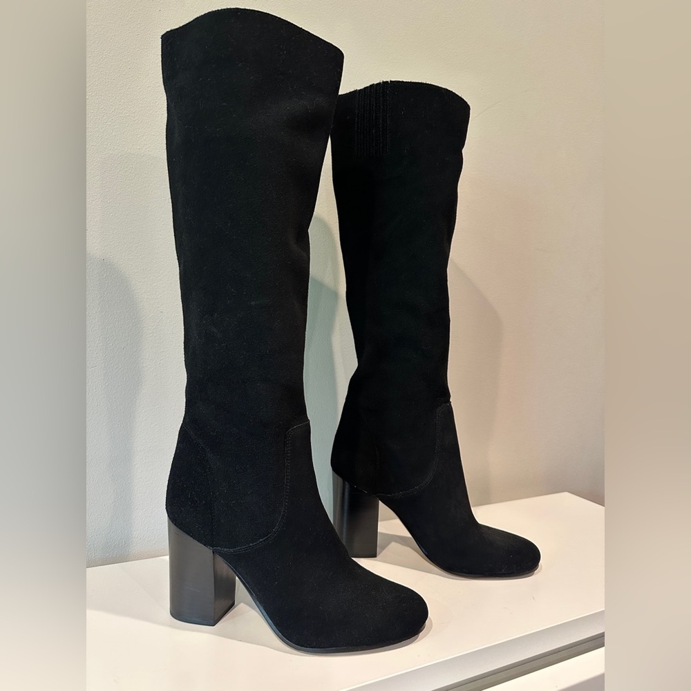 Michael Kors Like New Black Suede Block Heeled Knee High Round Toe Boots Size 8 - Picture 3 of 9
